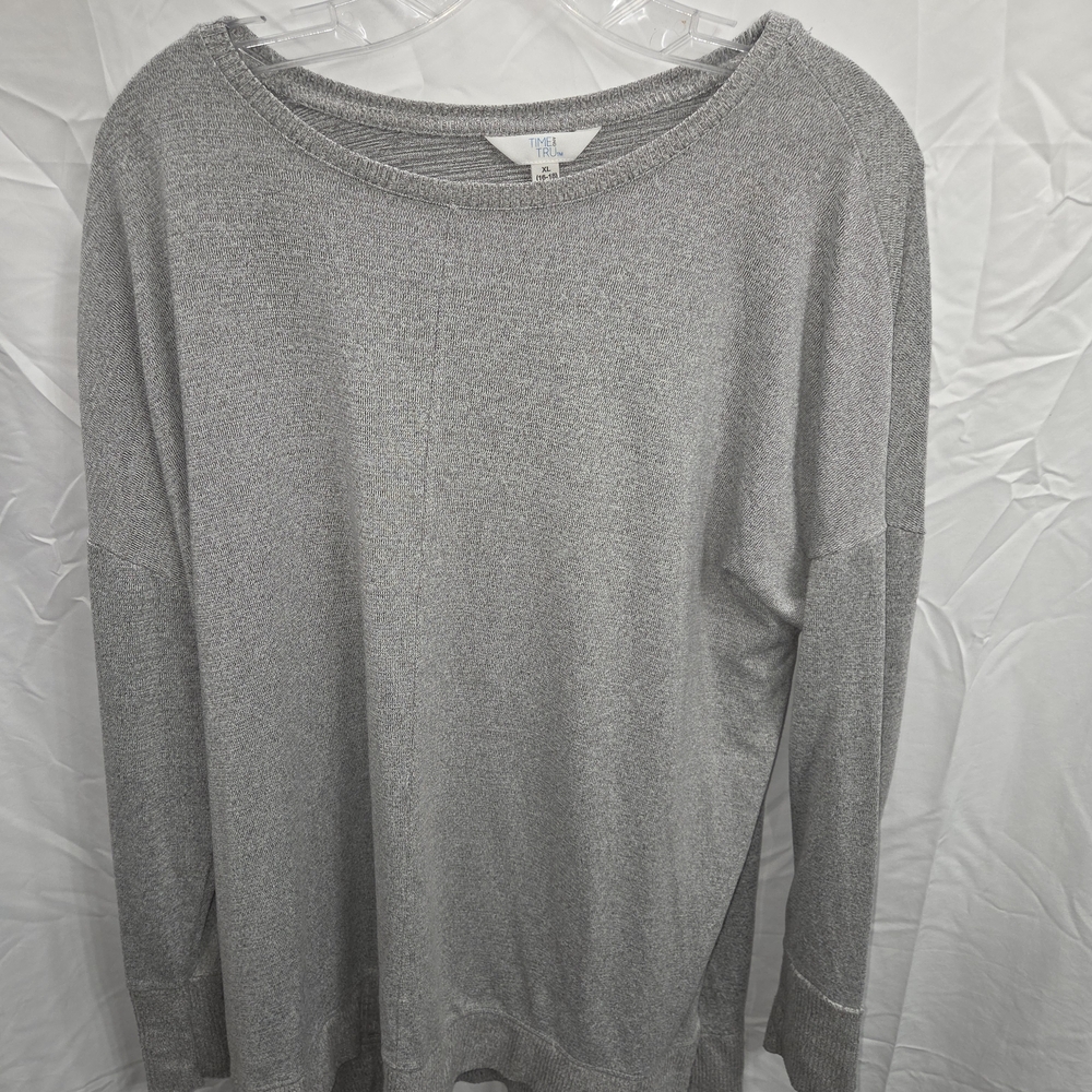 Time and Tru Gray Sweater